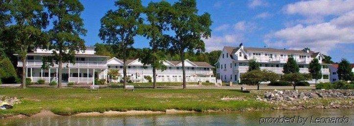 Edgewater Resort Ephraim Bagian luar foto